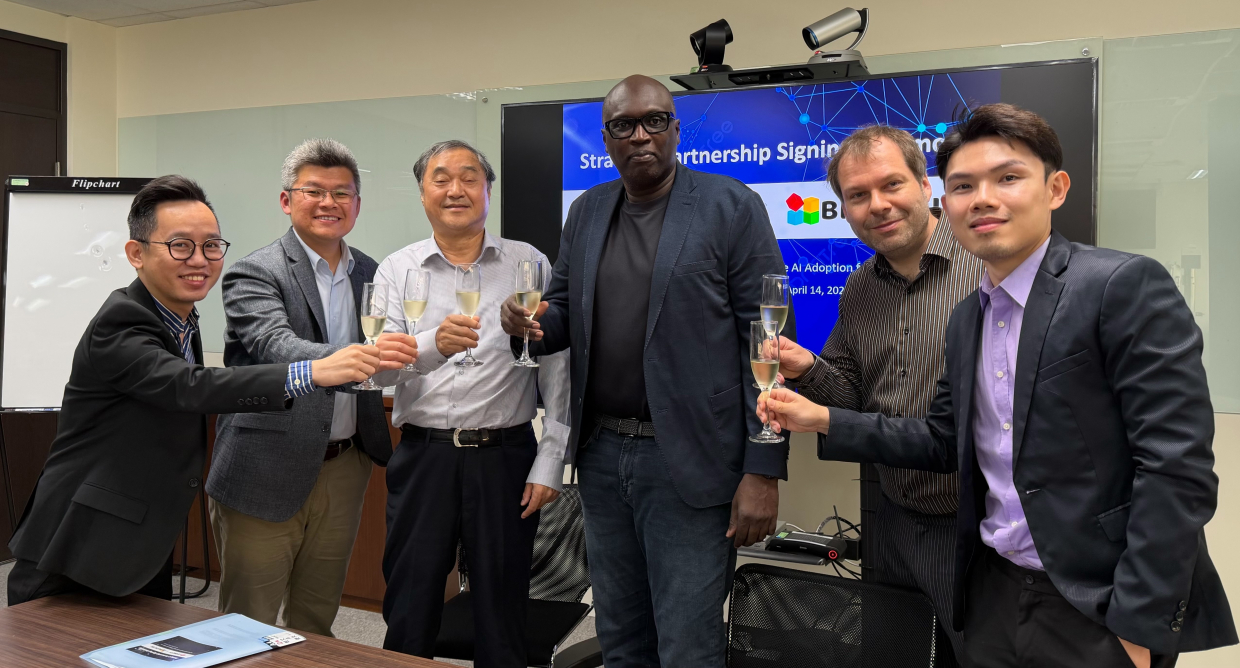 20260414_Askey_Bloxtel_4.4